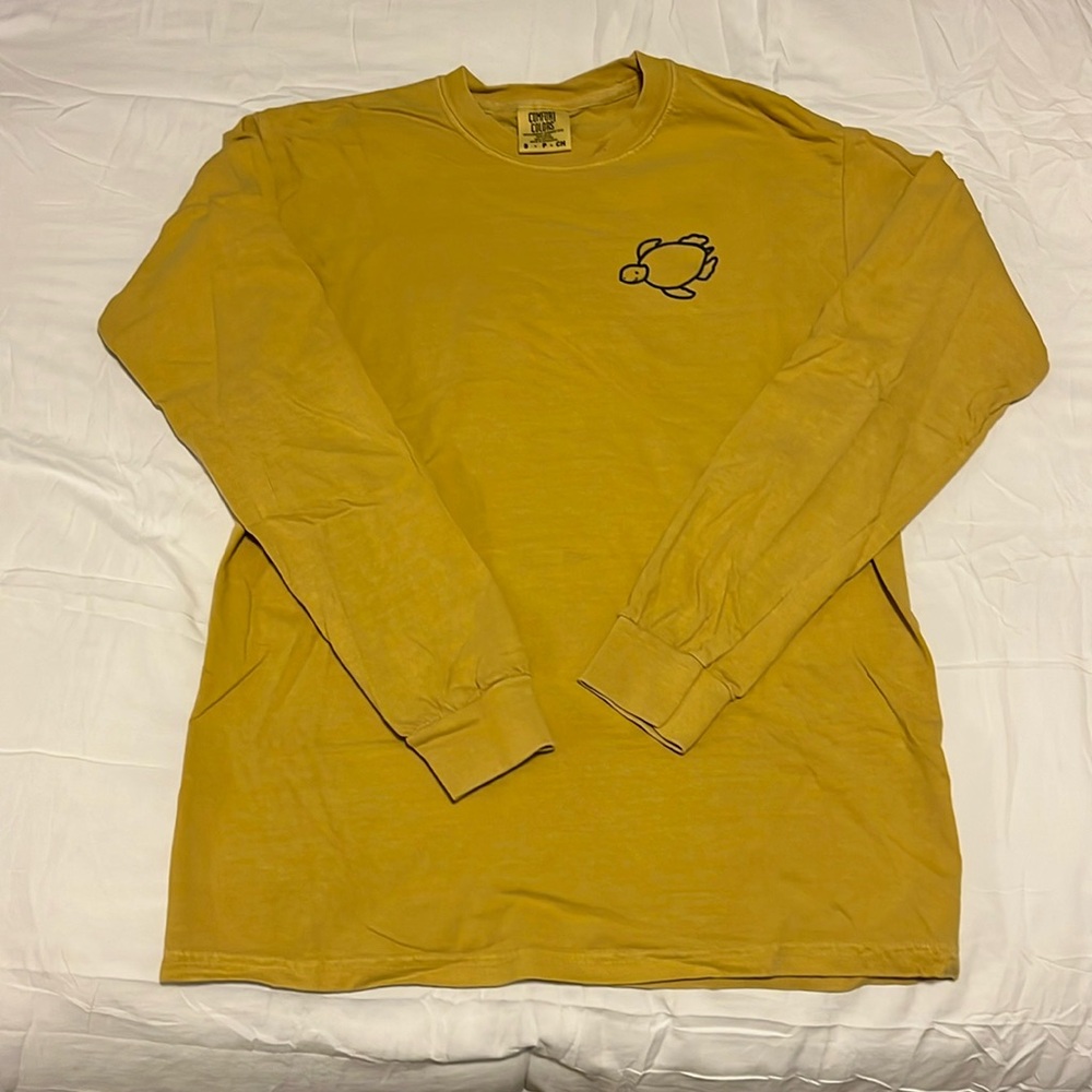 EUC SHELLY COVE LONG SLEEVE